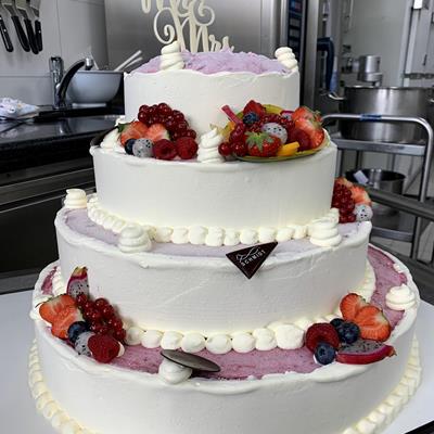 Gâteau de glace aux fruits rouges