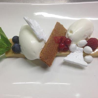 Caramelcreme mit Mascarpone Eis